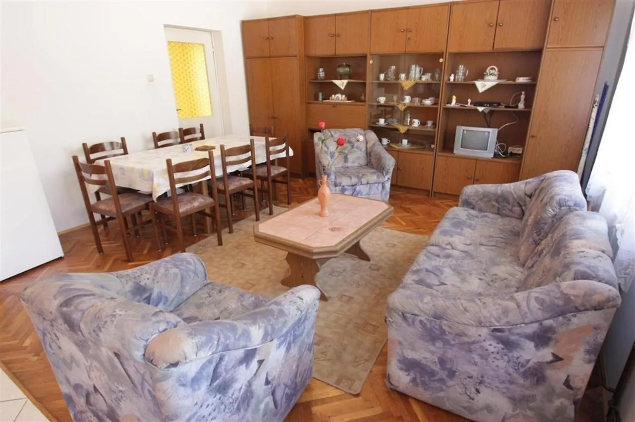 Four-Bedroom Apartment In Crikvenica II Croatia