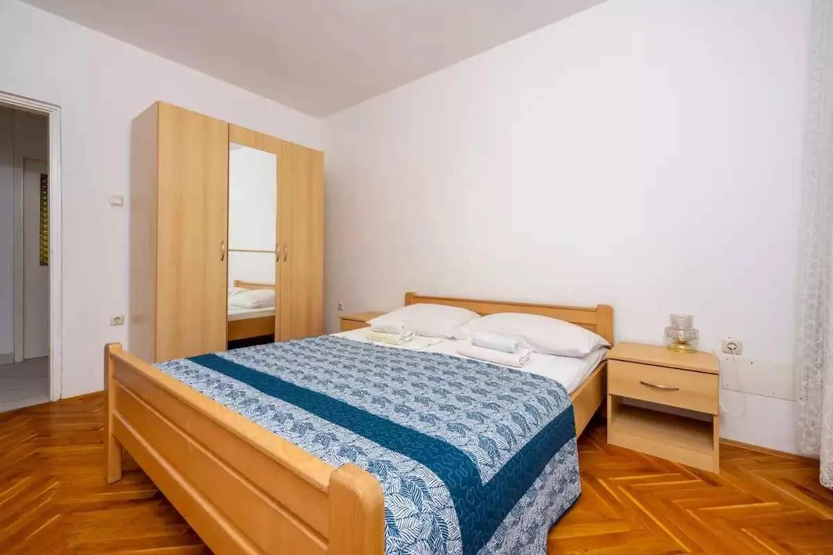 Four-Bedroom Apartment In Crikvenica II