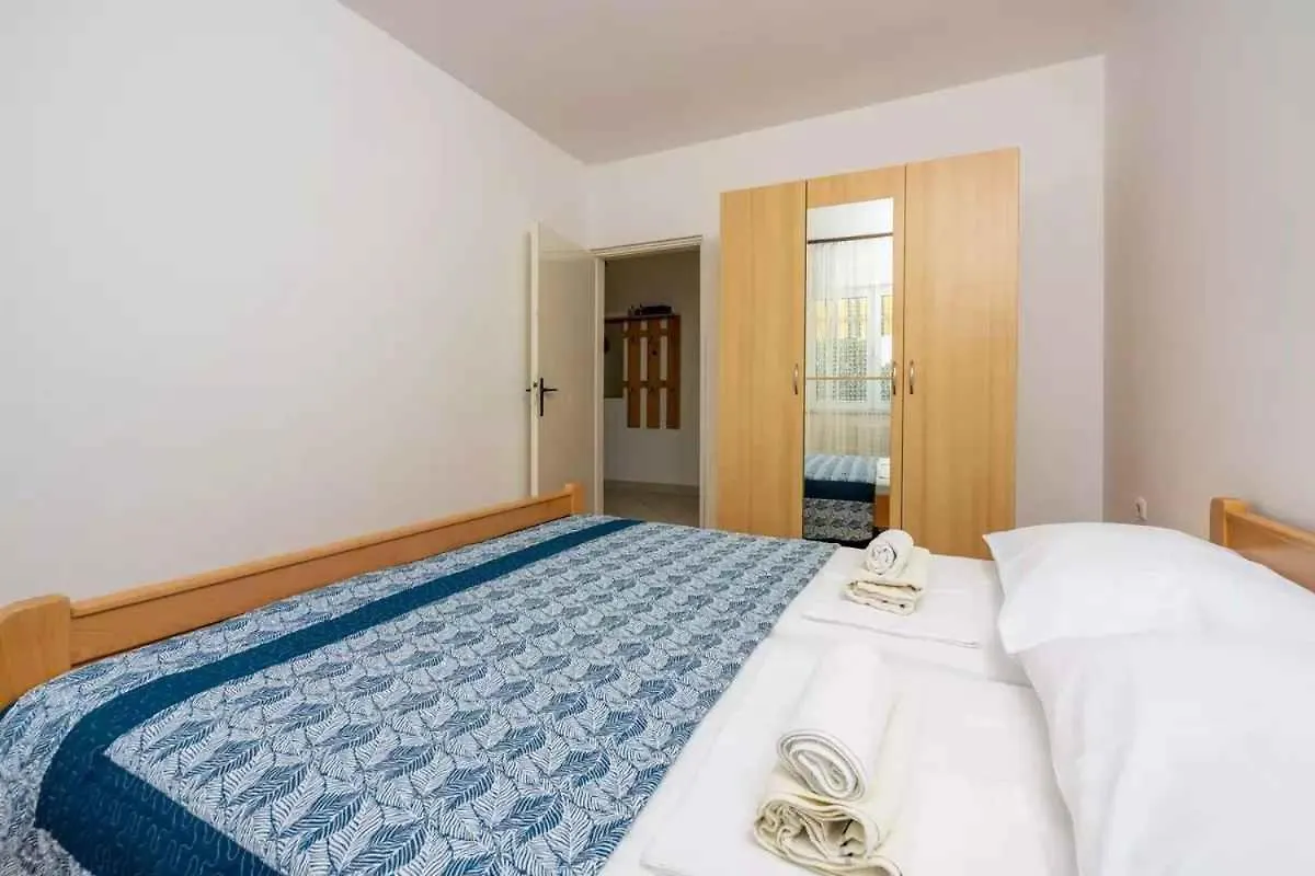 Four-Bedroom Apartment In Crikvenica II