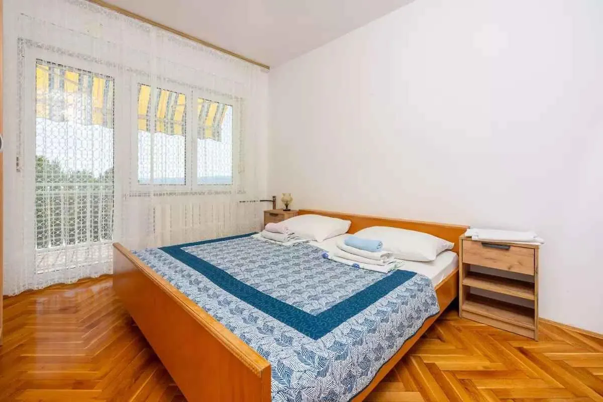 Four-Bedroom Apartment In Crikvenica II